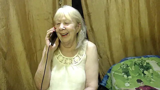  Estelitta 5 online show from February 8, 9:46 pm