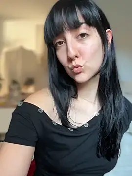  Juliette online show from March 20, 9:36 am