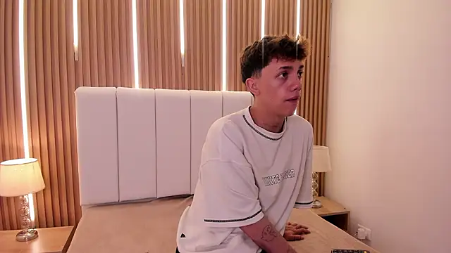 Tomy Rox online show from February 7, 7:28 pm