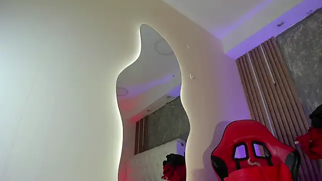 Tomy Rox online show from April 21, 1:42 am