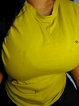 Snapshot of Adiba_2 chatting on May 18, 5:19 pm Adiba 2 online show from May 18, 5:19 pm