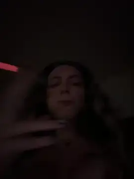 Snapshot of greedybratt chatting on October 21, 7:31 am greedybratt online show from October 21, 7:31 am