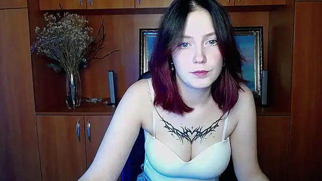 Snapshot of BlueberryDi chatting on October 26, 7:03 am BlueberryDi online show from October 26, 7:03 am