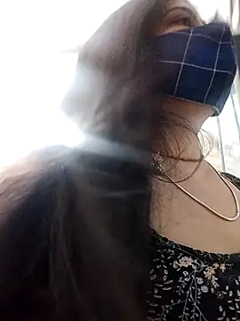 Snapshot of Husnpari20 chatting on December 1, 5:35 pm Husnpari20 online show from December 1, 5:35 pm