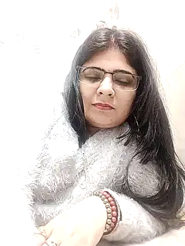 Snapshot of Husnpari20 chatting on December 23, 9:16 am Husnpari20 online show from December 23, 9:16 am