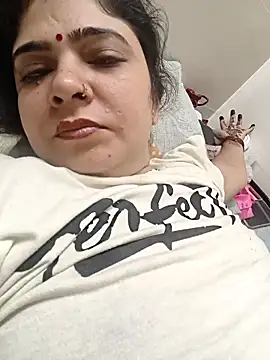 Snapshot of Husnpari20 chatting on October 11, 5:00 pm Husnpari20 online show from October 11, 5:00 pm