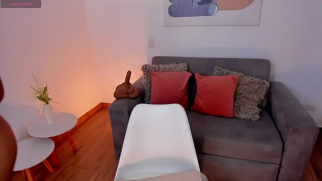 amandaconner online show from April 17, 2:42 pm