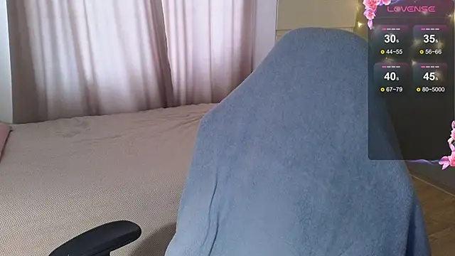 kate leoo online show from April 22, 11:34 am