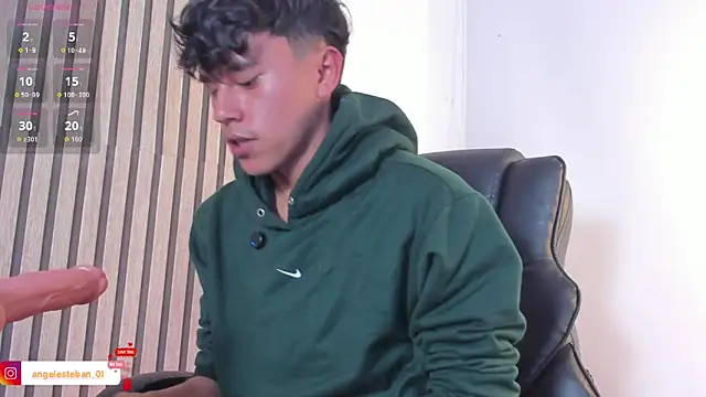 Angel esteban fx online show from April 5, 9:12 pm