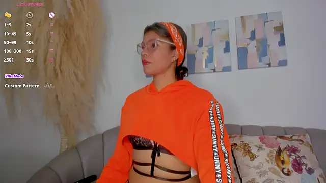 Snapshot of Sabba_sajjad chatting on February 1, 2:56 pm Sabba sajjad online show from February 1, 2:56 pm