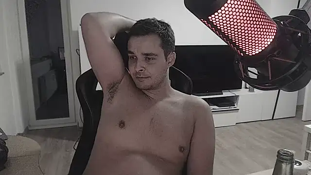 SharkLuigi online show from October 31, 4:46 am