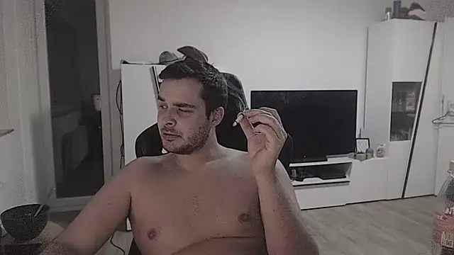 SharkLuigi online show from January 9, 8:43 pm