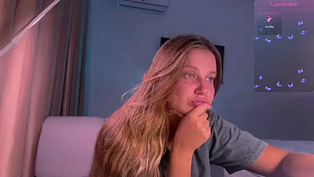 Snapshot of Femdom_Lola chatting on July 9, 2:10 pm Femdom Lola online show from July 9, 2:10 pm