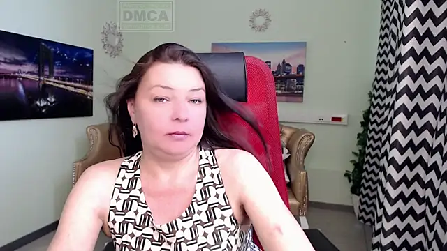 Snapshot of Lily_flower7 chatting on May 15, 6:53 am Lily flower7 online show from May 15, 6:53 am