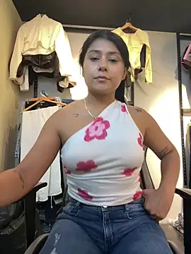 Snapshot of CandyRoxx1_ chatting on July 11, 6:21 pm CandyRoxx1 online show from July 11, 6:21 pm