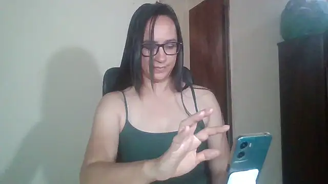 Snapshot of brittanycheeks chatting on May 7, 8:14 pm brittanycheeks online show from May 7, 8:14 pm