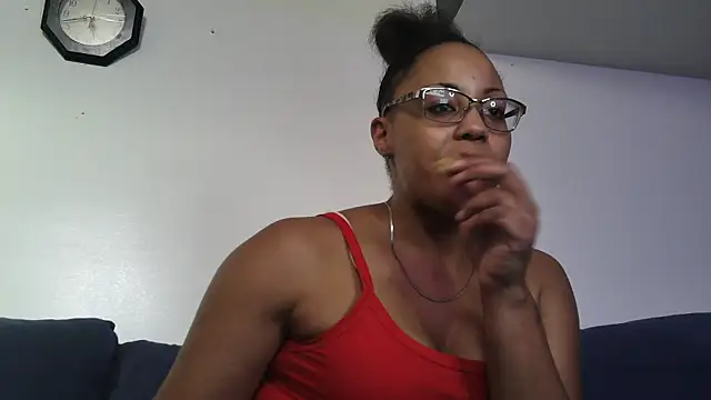 Snapshot of samone9 chatting on January 13, 9:31 pm samone9 online show from January 13, 9:31 pm