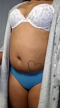 Snapshot of samone9 chatting on February 1, 12:07 am samone9 online show from February 1, 12:07 am