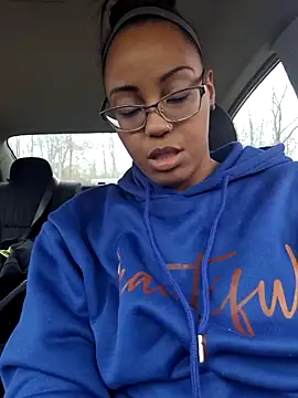 Snapshot of samone9 chatting on March 4, 10:16 pm samone9 online show from March 4, 10:16 pm