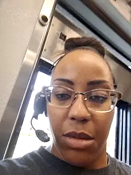 Snapshot of samone9 chatting on March 21, 7:13 pm samone9 online show from March 21, 7:13 pm