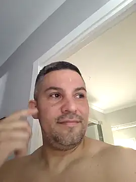 Snapshot of antonioM84 chatting on March 6, 11:47 am antonioM84 online show from March 6, 11:47 am