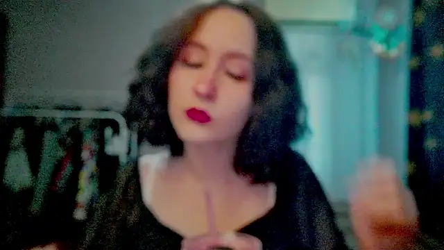 Snapshot of JoannaTompson chatting on June 11, 2:53 am JoannaTompson online show from June 11, 2:53 am