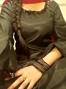 Snapshot of Ruchi-34 chatting on May 30, 8:50 pm Ruchi-34 online show from May 30, 8:50 pm