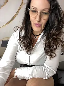 Snapshot of Katie-n chatting on June 15, 2:41 pm Katie-n online show from June 15, 2:41 pm