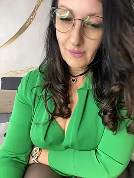 Snapshot of Katie-n chatting on June 18, 11:36 am Katie-n online show from June 18, 11:36 am