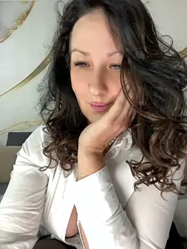 Snapshot of Katie-n chatting on July 25, 4:21 am Katie-n online show from July 25, 4:21 am