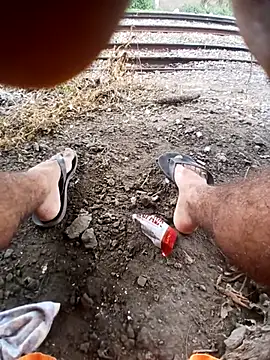 Snapshot of carlos40404 chatting on March 4, 3:15 pm carlos40404 online show from March 4, 3:15 pm