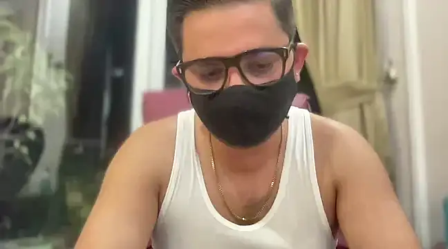 Snapshot of slavekinky001 chatting on February 20, 8:03 pm slavekinky001 online show from February 20, 8:03 pm