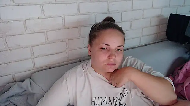 Snapshot of Crazyy_girl_ chatting on September 21, 3:46 pm Crazyy girl  online show from September 21, 3:46 pm