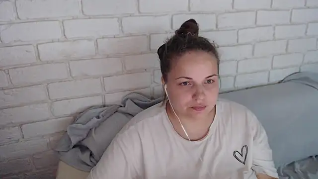 Snapshot of Crazyy_girl_ chatting on October 23, 2:49 pm Crazyy girl  online show from October 23, 2:49 pm