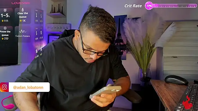 Snapshot of Naughty_Charly chatting on May 16, 7:56 pm Naughty Charly online show from May 16, 7:56 pm