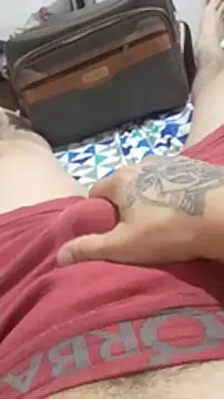 Snapshot of TuBandi2 chatting on February 9, 10:54 pm TuBandi2 online show from February 9, 10:54 pm