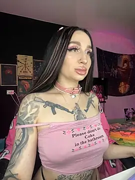 Snapshot of Molly__Moon chatting on December 23, 5:28 am Molly  Moon online show from December 23, 5:28 am