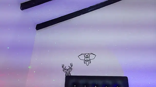 Snapshot of Cuckold_lover69 chatting on January 15, 7:05 am Cuckold lover69 online show from January 15, 7:05 am