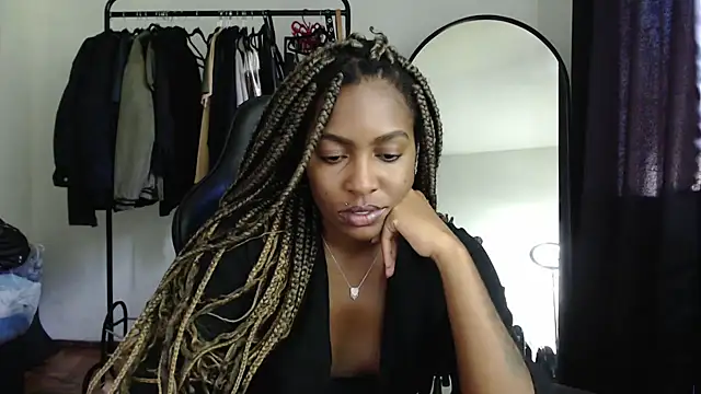 marisilva br online show from February 3, 12:03 pm