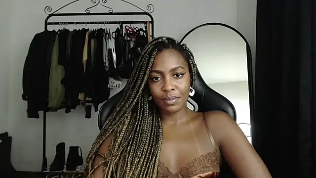 marisilva br online show from February 7, 10:52 pm