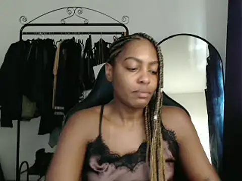 marisilva br online show from February 24, 2:58 pm