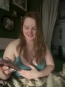 Snapshot of GingerSnap33 chatting on March 9, 5:17 pm GingerSnap33 online show from March 9, 5:17 pm