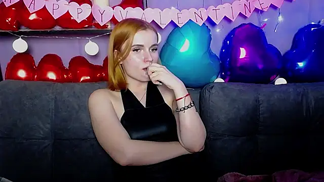 Snapshot of MargaritaKiss chatting on February 1, 5:18 am MargaritaKiss online show from February 1, 5:18 am