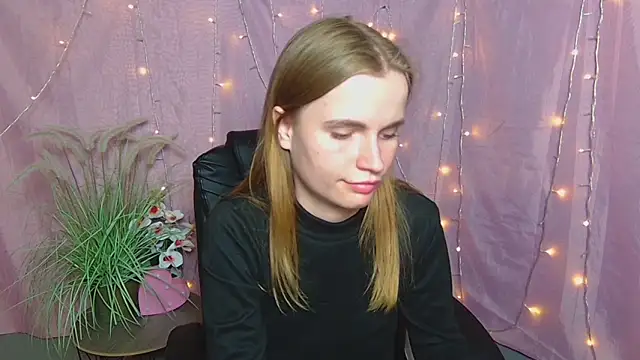 Snapshot of MargaritaKiss chatting on May 1, 7:40 pm MargaritaKiss online show from May 1, 7:40 pm