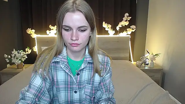 Snapshot of MargaritaKiss chatting on May 11, 7:55 pm MargaritaKiss online show from May 11, 7:55 pm