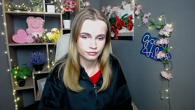 Snapshot of MargaritaKiss chatting on May 30, 6:27 pm MargaritaKiss online show from May 30, 6:27 pm