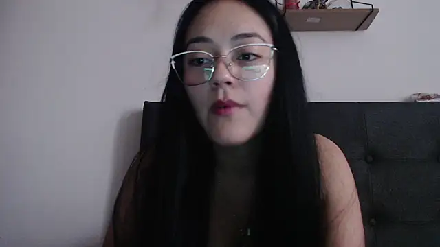 Snapshot of Alisha_99 chatting on October 18, 8:42 pm Alisha 99 online show from October 18, 8:42 pm