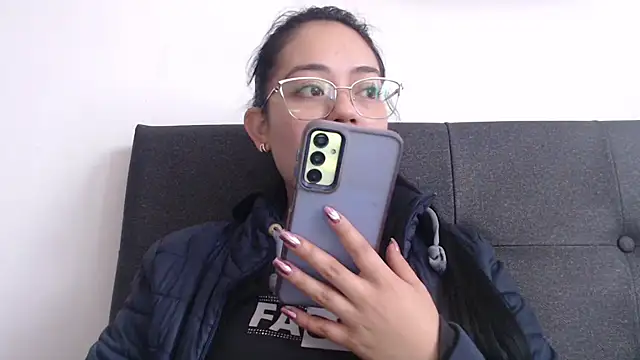 Snapshot of Alisha_99 chatting on October 22, 1:22 pm Alisha 99 online show from October 22, 1:22 pm