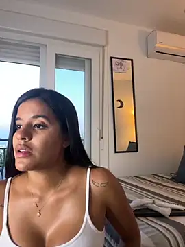 Snapshot of EmelyRogers chatting on October 7, 5:54 pm EmelyRogers online show from October 7, 5:54 pm