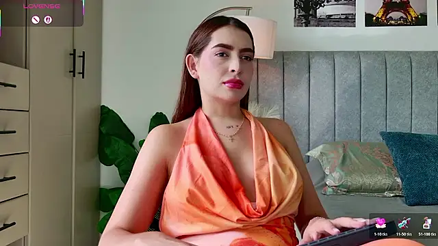 Snapshot of caralella chatting on February 1, 7:56 pm caralella online show from February 1, 7:56 pm